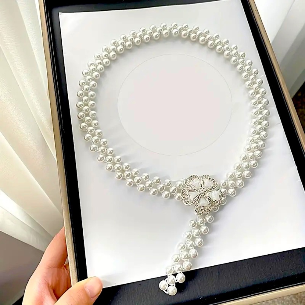 Luxury pearl belt